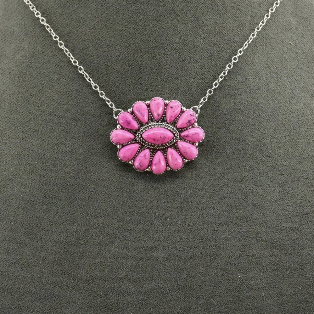 💓💓NEW💓💓 BEAUTY!! PINK Turquoise Bohemian Round Pendant Necklace